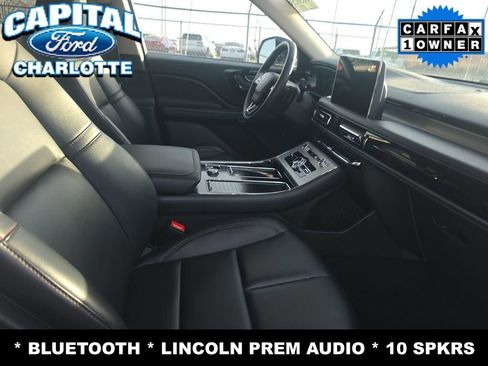 Used 2024 Lincoln Aviator 2WD w/ Premium Package image 9