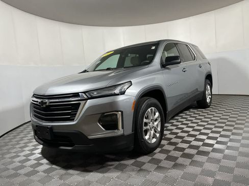 Used 2023 Chevrolet Traverse LS w/ LPO, Floor Liner Package AWD/4WD image 4