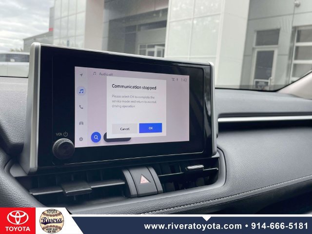 Certified 2025 Toyota RAV4 LE AWD/4WD image 27