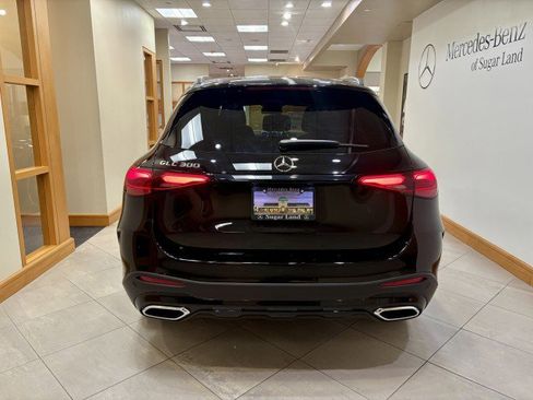 New 2026 Mercedes-Benz GLC 300 image 4