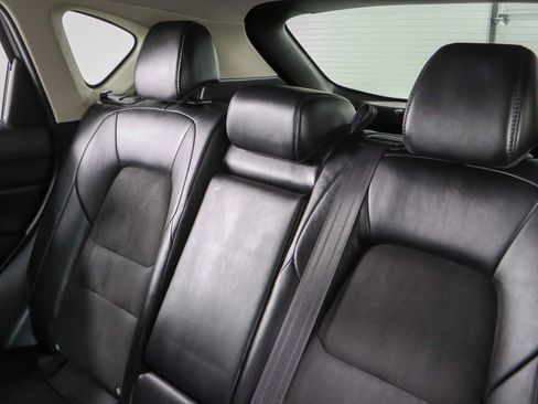 Used 2019 MAZDA CX-5 Touring image 24