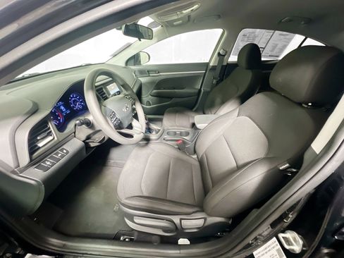 Used 2020 Hyundai Elantra SE w/ Cargo Package (C1) FWD image 14
