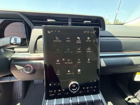 New 2026 GMC Terrain Denali AWD/4WD image 14