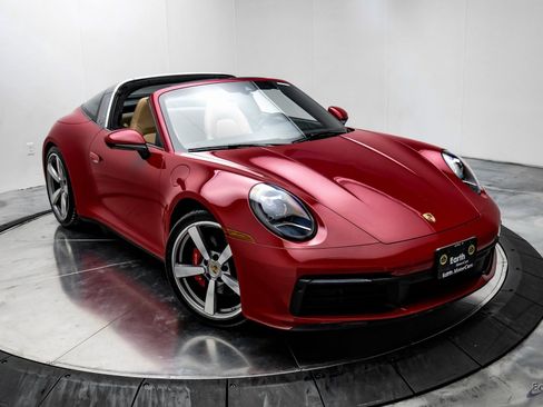 Used 2021 Porsche 911 Targa 4S Heritage Design image 29