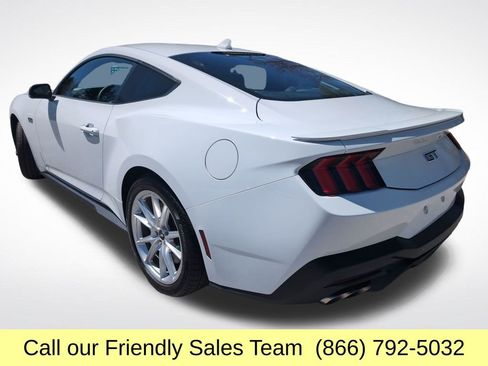 Used 2025 Ford Mustang GT Premium RWD image 3