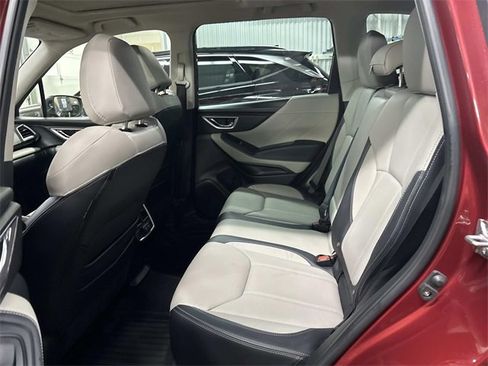 Used 2023 Subaru Forester Limited image 24