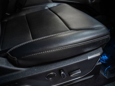 Used 2023 Ford F150 Lariat w/ Equipment Group 502A High image 37