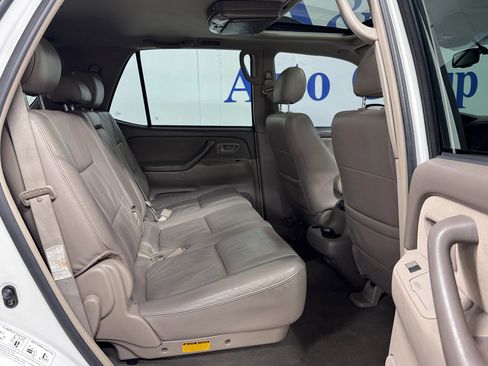 Used 2006 Toyota Sequoia SR5 image 14