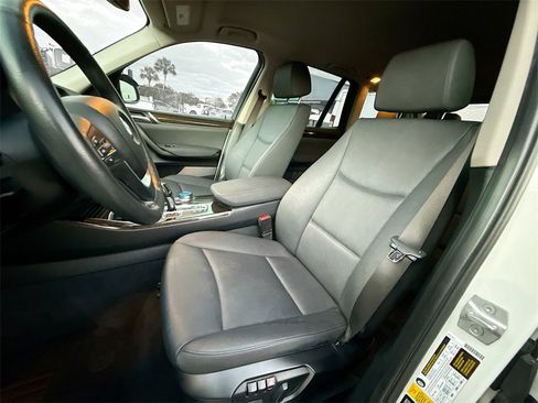 Used 2017 BMW X3 xDrive28i image 23