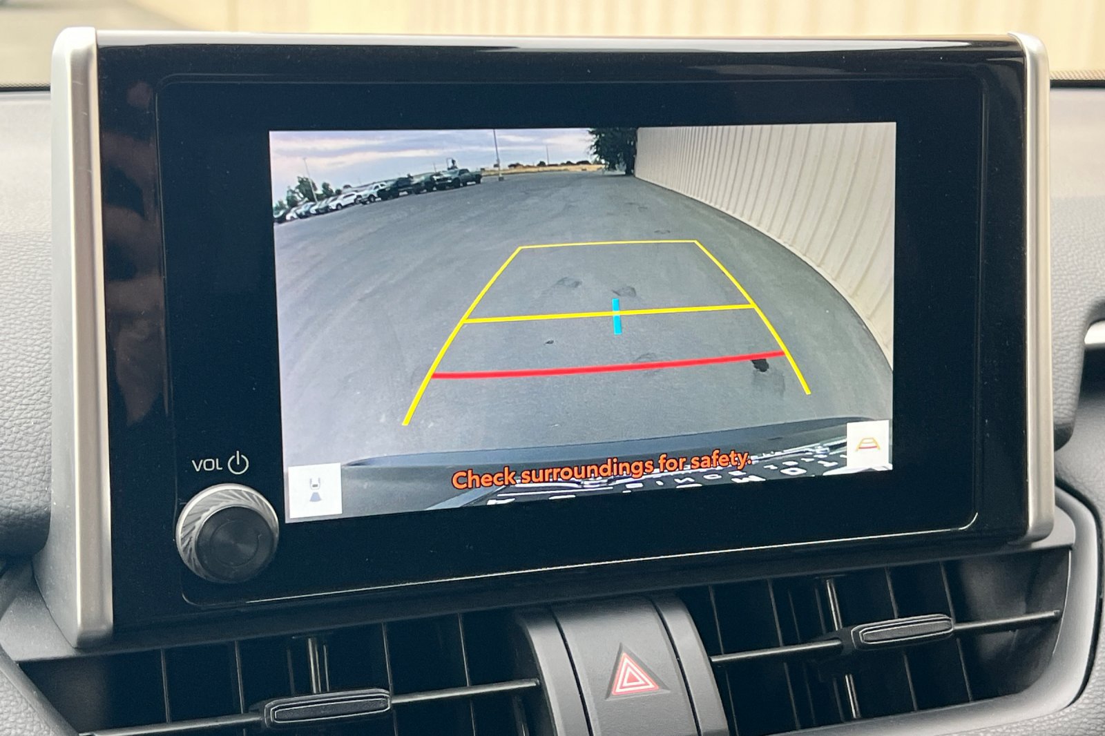 Used 2025 Toyota RAV4 XLE AWD/4WD image 24