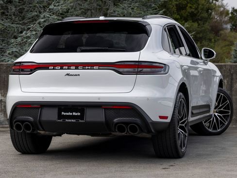 Certified 2026 Porsche Macan AWD/4WD image 11