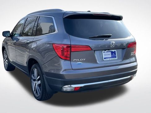 Used 2016 Honda Pilot Touring image 4