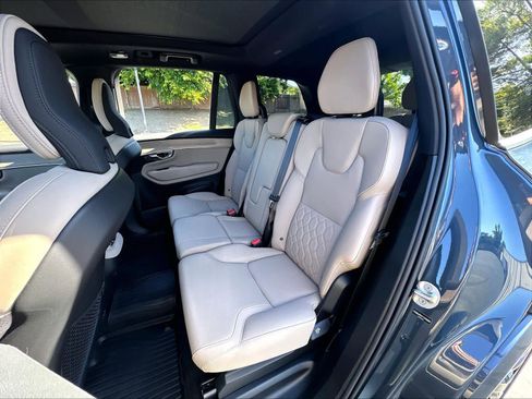 Used 2026 Volvo XC90 B6 Plus w/ Protection Package Premier AWD/4WD image 29