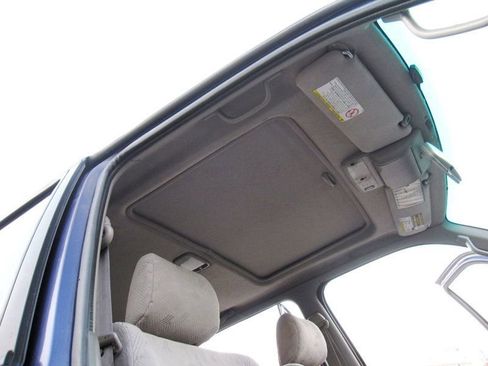 Used 2002 Toyota 4Runner SR5 image 24