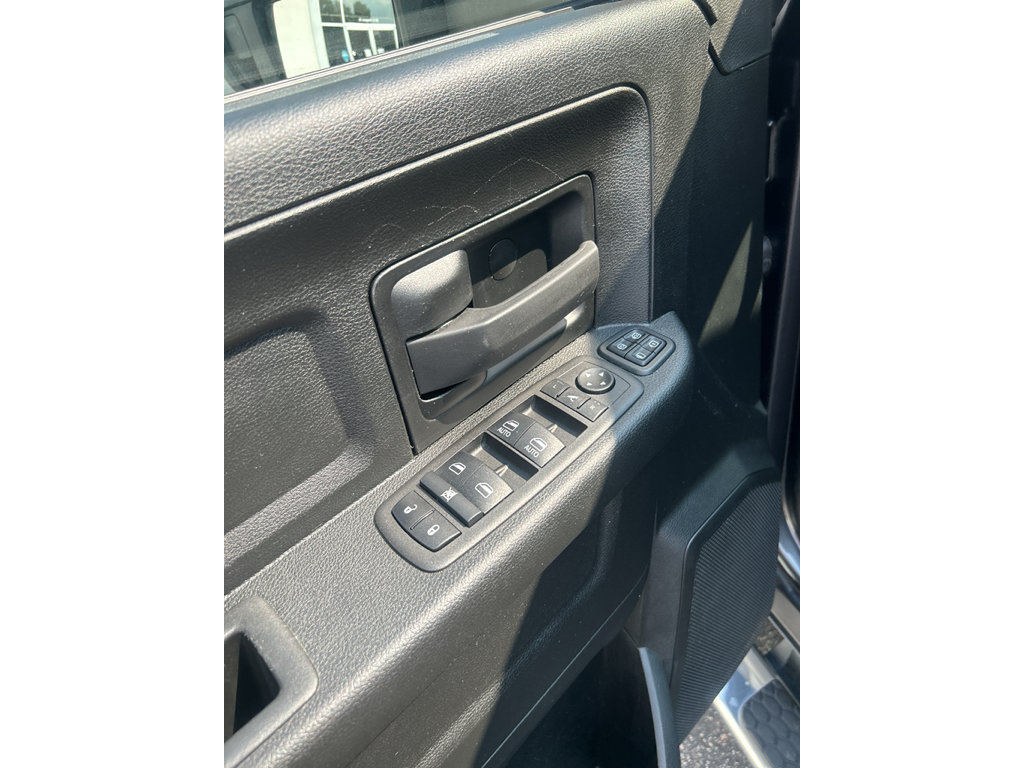 Used 2024 RAM 2500 Tradesman w/ Towing Technology Group AWD/4WD image 16