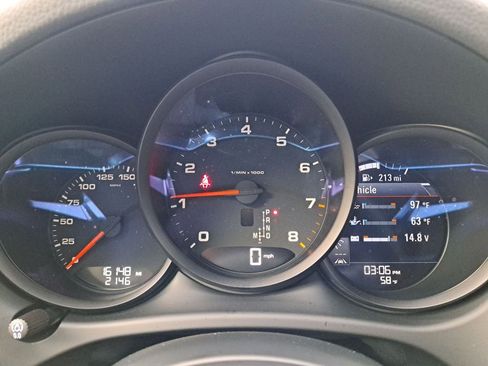 Used 2020 Porsche Macan image 20