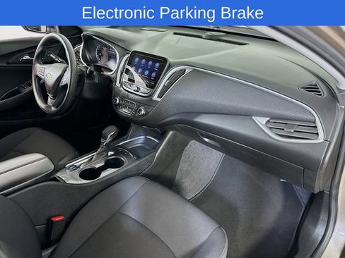 Used 2024 Chevrolet Malibu LT FWD image 21