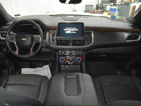 Used 2023 Chevrolet Tahoe High Country AWD/4WD image 30