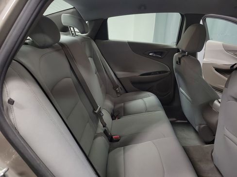 Used 2022 Chevrolet Malibu LS image 22
