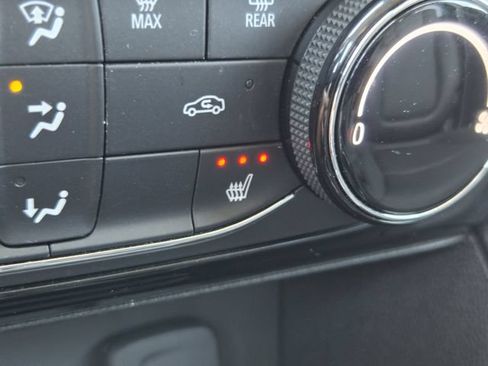 Used 2024 Buick Encore GX Sport Touring w/ Experience Buick Package FWD image 22
