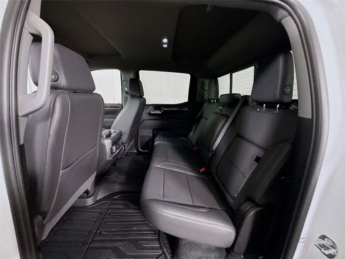 New 2026 GMC Sierra 1500 Elevation w/ Elevation Premium Package AWD/4WD image 18