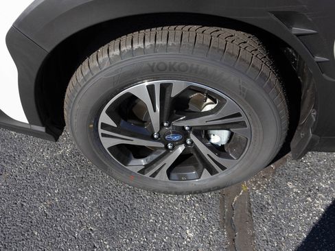 New 2025 Subaru Crosstrek 2.0i Premium image 38