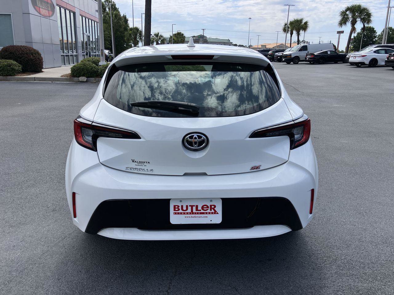 Certified 2025 Toyota Corolla SE FWD image 4