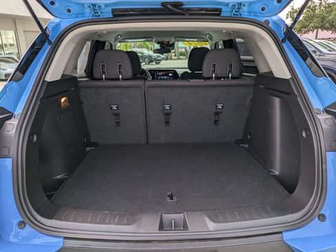 Used 2024 Chevrolet TrailBlazer LS w/ LS Convenience Package FWD image 13