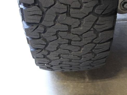 Used 2019 Ford F150 Raptor w/ Equipment Group 802A Luxury AWD/4WD image 42