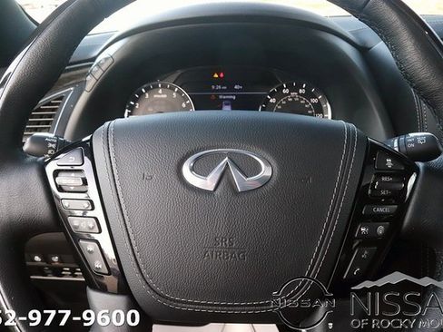 Used 2024 INFINITI QX80 Sensory image 21