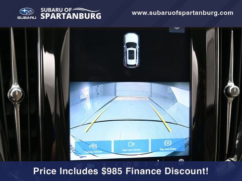 Used 2022 Volvo XC60 B5 Momentum image 19