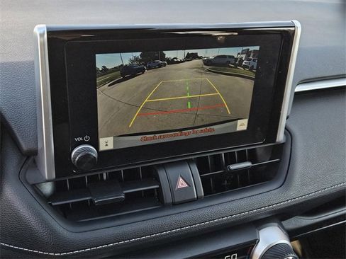 Used 2023 Toyota RAV4 XLE image 22