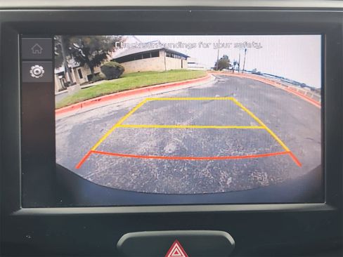 Certified 2022 Kia Soul LX w/ Technology Package image 18