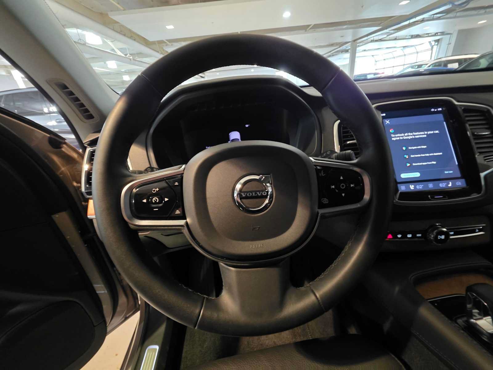 Used 2024 Volvo XC90 B6 Plus w/ Protection Package Premier AWD/4WD image 27