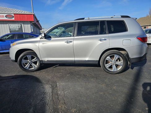 Used 2013 Toyota Highlander Limited image 9
