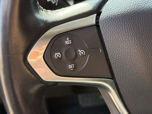 Certified 2019 Chevrolet Traverse LT image 5