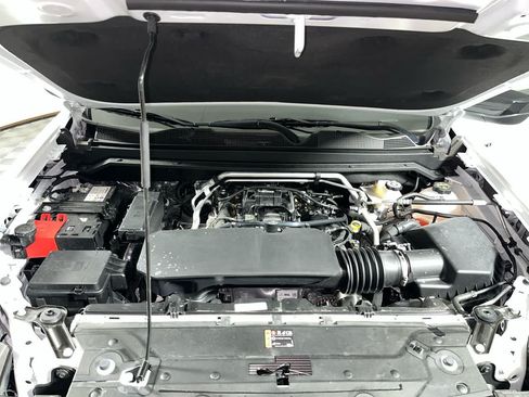 Used 2026 Chevrolet Colorado Trail Boss AWD/4WD image 12