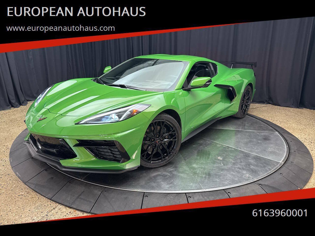Used 2026 Chevrolet Corvette Stingray Preferred Cpe w/ Battery Protection Package RWD image 1