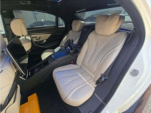 Used 2019 Mercedes-Benz S 560 4MATIC Sedan image 5