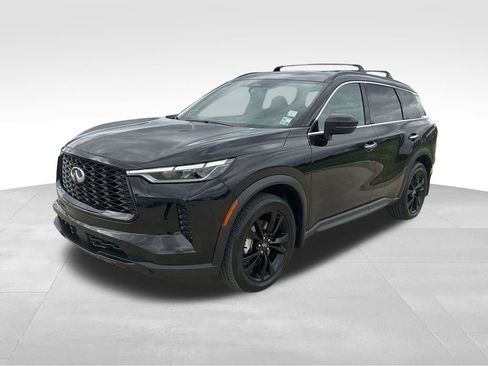 Used 2025 INFINITI QX60 Luxe w/ Black Edition image 3