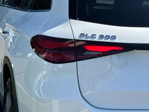 Certified 2026 Mercedes-Benz GLC 300 4MATIC image 32