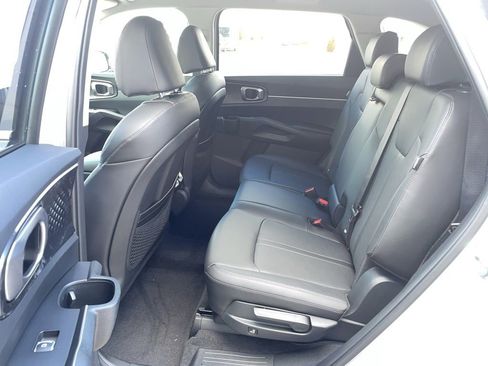 New 2026 Kia Sorento S image 10