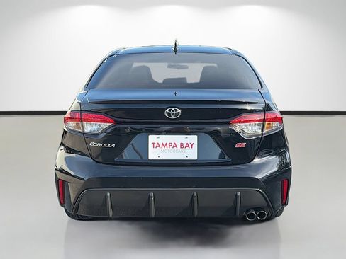 Used 2024 Toyota Corolla SE w/ SE Premium Package FWD image 4