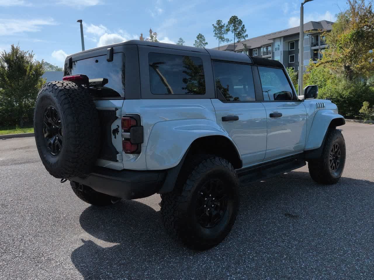 Used 2024 Ford Bronco Raptor AWD/4WD image 6