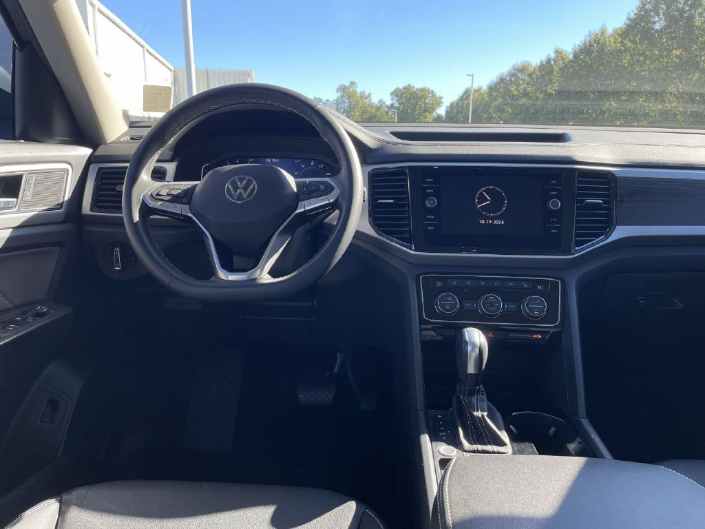 Certified 2023 Volkswagen Atlas SE FWD image 9