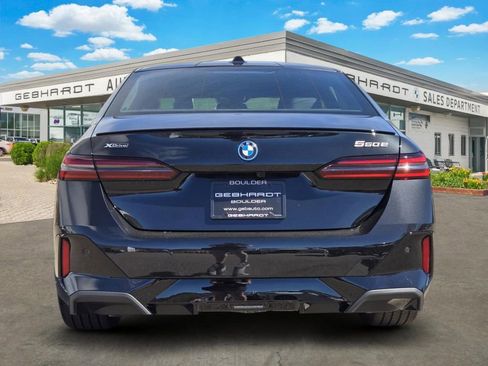 Certified 2026 BMW 550e xDrive 550e xDrive image 7