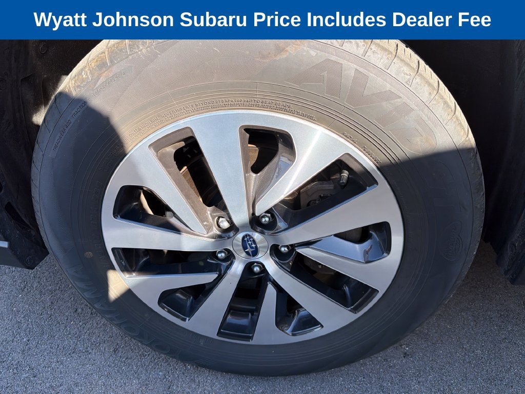 Used 2024 Subaru Outback AWD/4WD image 2