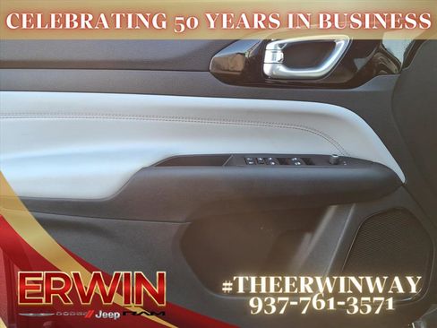 Certified 2024 Jeep Compass Limited image 10