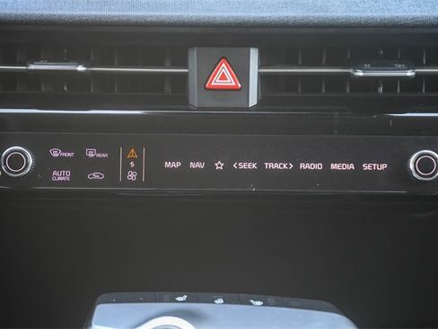 Certified 2024 Kia EV6 Light image 15