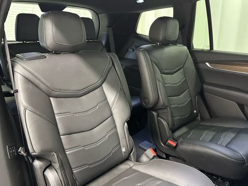 Used 2025 Cadillac XT6 Premium Luxury w/ Platinum Package AWD/4WD image 22